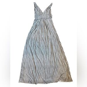 Tart Maxi Dress Black White Stripe Sleeveless Empire Waist V-Neck Size L A153